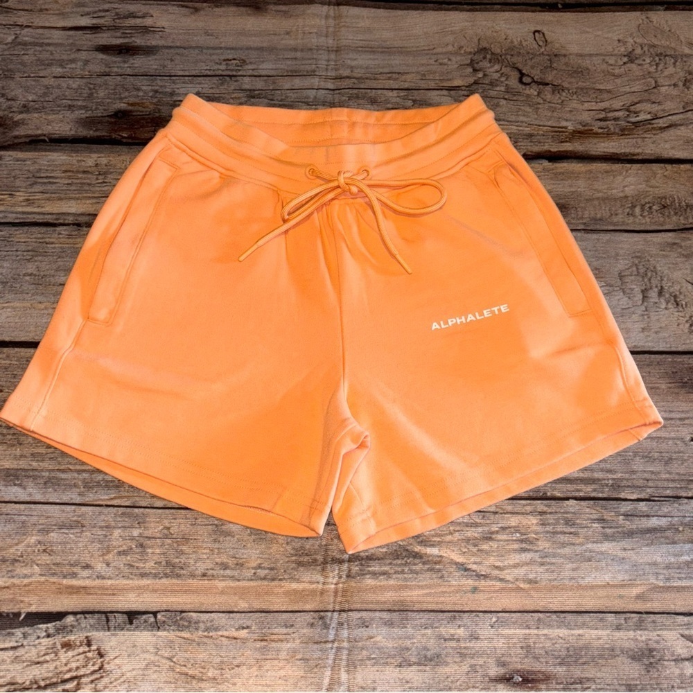 Alphalete Shorts Women Size Small Orange Creamsicle With Zip‎ Pockets NWOT